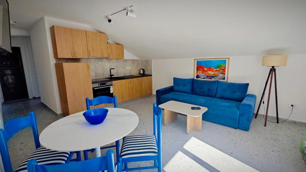 Apartmani Radovic Bijela Ngoại thất bức ảnh