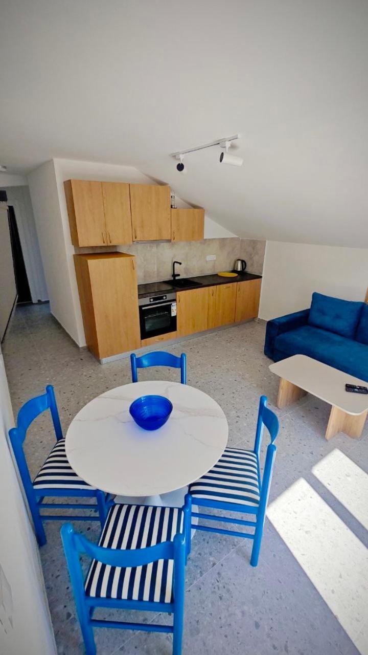 Apartmani Radovic Bijela Ngoại thất bức ảnh