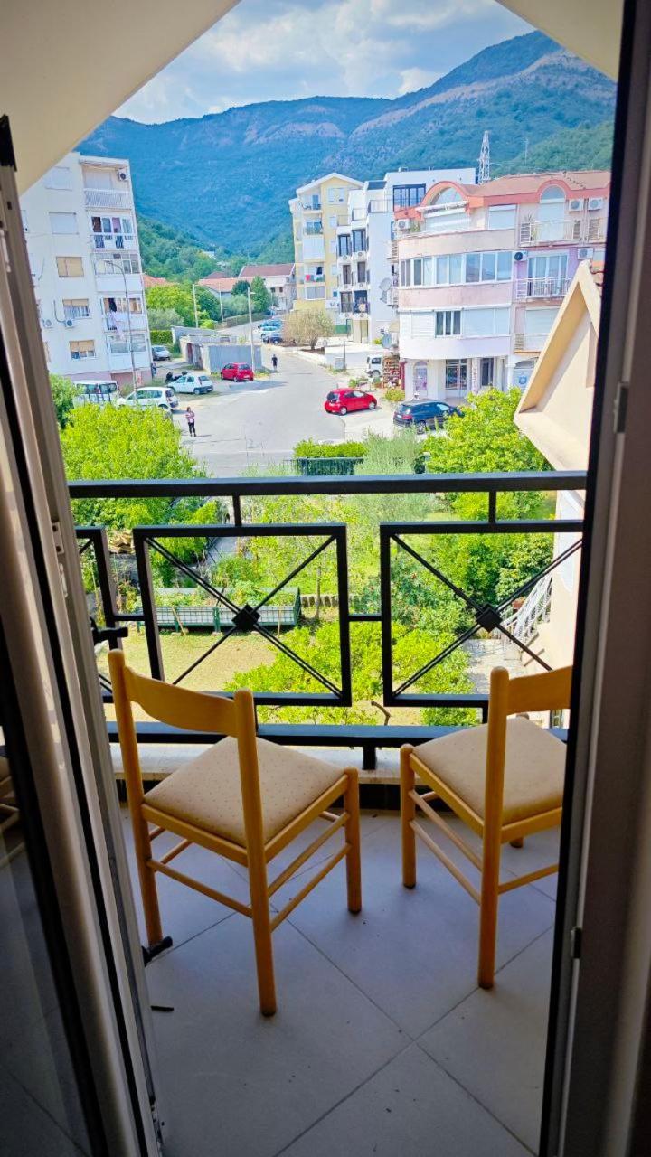 Apartmani Radovic Bijela Ngoại thất bức ảnh