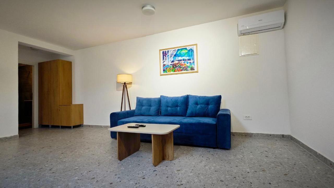 Apartmani Radovic Bijela Ngoại thất bức ảnh